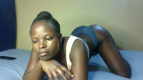 Melly online show from October 2025 06:08:01 PM