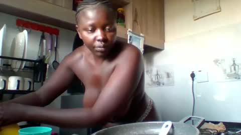 prettyreen online show from February 2026 01:47:01 PM