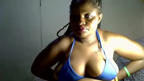 prettyriss online show from April 2026 10:54:02 PM
