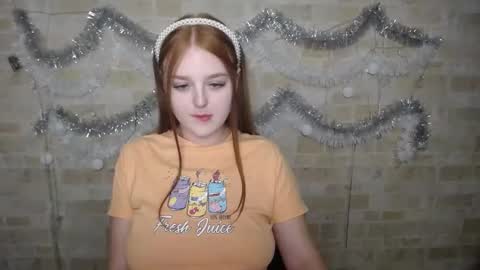 Snapshot of prettyvalerii_ chatting on December 2024 01:04:02 AM Valeri online show from December 2024 01:04:02 AM