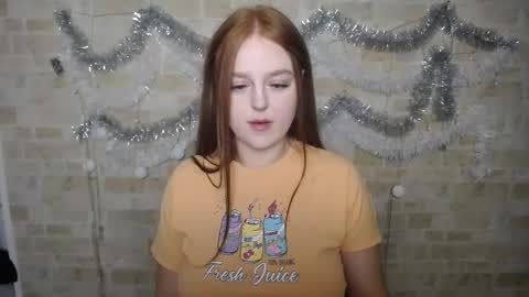 Snapshot of prettyvalerii_ chatting on December 2024 03:42:02 PM Valeri online show from December 2024 03:42:02 PM