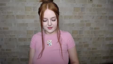 Snapshot of prettyvalerii_ chatting on March 2025 03:05:01 PM Valeri online show from March 2025 03:05:01 PM