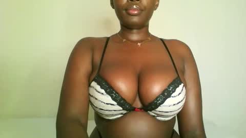 prettyvishy online show from April 2026 04:55:01 AM