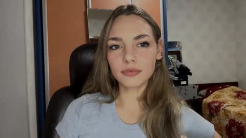 Amelia online show from November 2025 07:37:02 PM