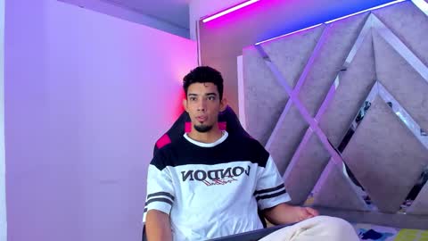 Snapshot of prince_arthur77 chatting on October 2025 01:11:01 PM prince_arthur77 online show from October 2025 01:11:01 PM