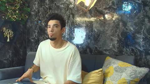 Snapshot of prince_arthur77 chatting on November 2025 02:43:02 PM prince_arthur77 online show from November 2025 02:43:02 PM