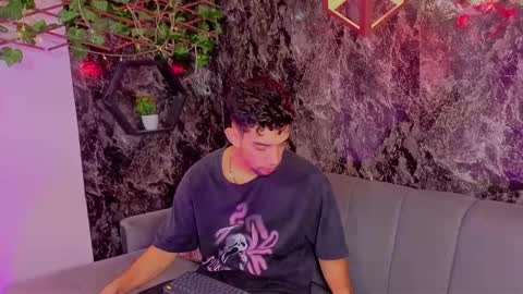 prince_arthur77 online show from February 2026 02:06:02 PM