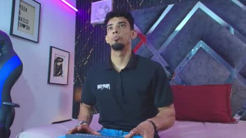 prince_arthur77 online show from July 2026 01:48:01 PM