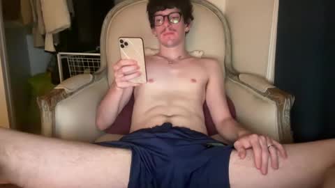 Snapshot of princespeaches chatting on October 2025 02:31:02 AM Peaches online show from October 2025 02:31:02 AM