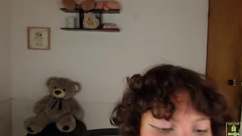 An online show from October 2025 08:38:01 PM