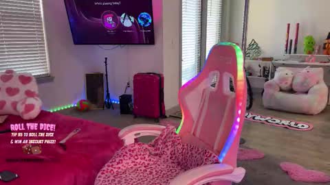 Cece  NEXT LIVESTREAM -- DEC. 4th  7 PM CST online show from November 2025 10:43:02 PM