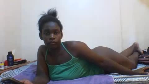 Snapshot of princess_cutie chatting on June 2026 10:15:01 AM princess online show from June 2026 10:15:01 AM