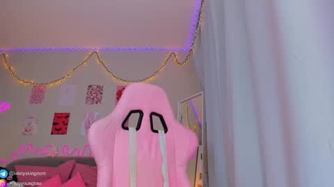 Kristy online show from February 2026 06:39:02 AM