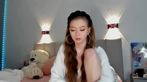 Princess Diana online show from December 2024 01:08:01 AM