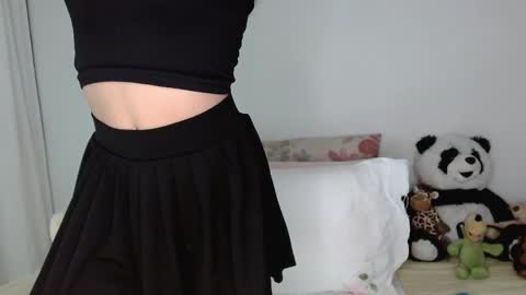 Sophie online show from November 2025 06:08:01 PM