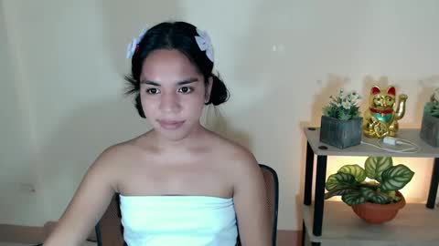 Yurie online show from February 2025 10:04:02 PM