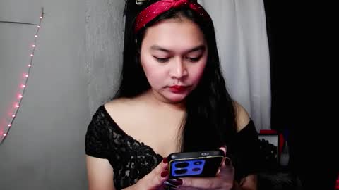 Aimi online show from December 2025 10:03:01 PM