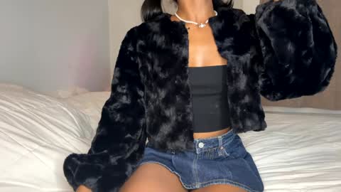 Princess Aleah online show from December 2024 12:07:01 AM