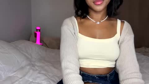 Princess Aleah online show from December 2024 07:10:01 PM