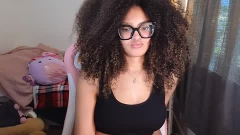 Snapshot of princessamberrrxo chatting on December 2024 08:36:01 PM Amber online show from December 2024 08:36:01 PM