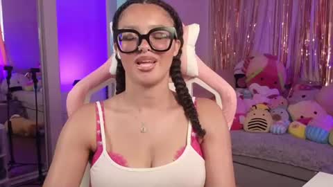 Snapshot of princessamberrrxo chatting on July 2026 02:05:02 AM Amber online show from July 2026 02:05:02 AM