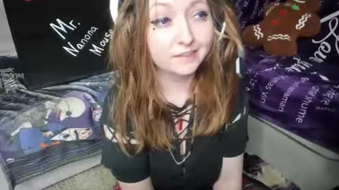 Snapshot of princessbluu chatting on November 2025 09:14:02 PM Bluu online show from November 2025 09:14:02 PM