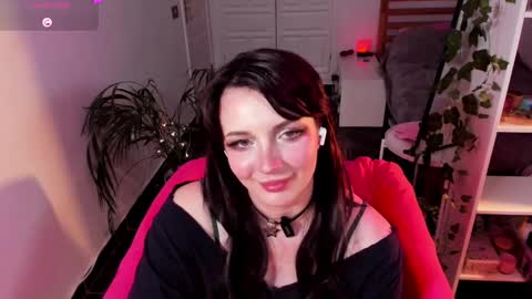 Snapshot of princessfoxyx chatting on January 2025 06:49:01 PM Princess Foxy online show from January 2025 06:49:01 PM