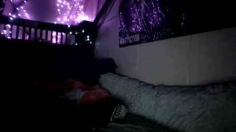 Snapshot of princesshollylove chatting on November 2025 04:55:02 AM Holly love online show from November 2025 04:55:02 AM