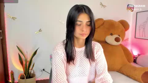 princessluna_14 online show from December 2025 09:44:02 PM