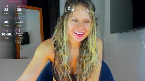 princessmariana25 online show from November 2025 05:50:02 PM