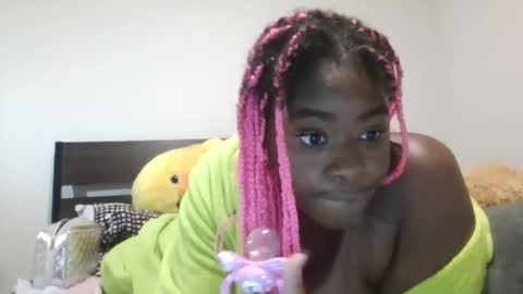 Prxncess Paci online show from October 2025 05:48:02 AM
