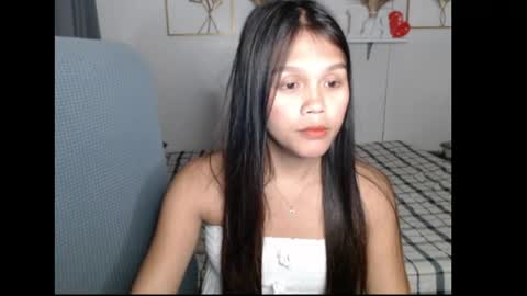 Snapshot of princessrynn chatting on May 2026 12:34:01 PM princessrynn online show from May 2026 12:34:01 PM