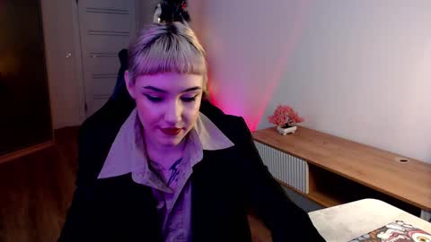 Snapshot of princessshy___ chatting on February 2025 12:54:01 PM 18 y.o online show from February 2025 12:54:01 PM