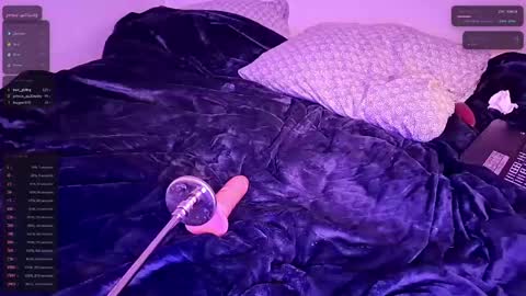 priscilliathesissy online show from April 2026 06:10:01 PM