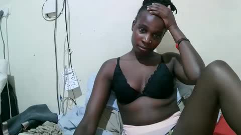 pritty_amber online show from March 2026 08:45:02 PM