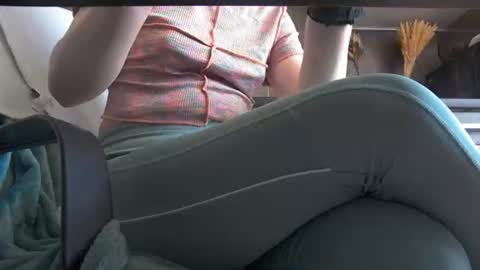 Snapshot of private_space chatting on July 2026 07:45:01 AM Space online show from July 2026 07:45:01 AM