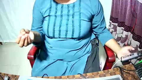 Snapshot of priyonti34 chatting on December 2025 02:43:02 AM Priyonti ganguli online show from December 2025 02:43:02 AM