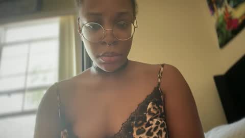 Snapshot of productivepussy chatting on December 2025 05:43:02 PM ProductivePorn online show from December 2025 05:43:02 PM
