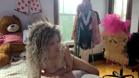 professorhushh online show from November 2025 05:46:02 PM