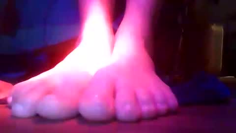 feet online show from November 2025 06:27:01 AM