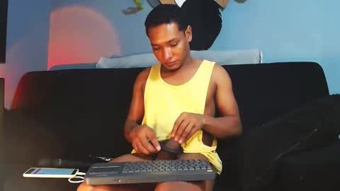 Grande y Gruesa online show from May 2026 07:15:02 AM