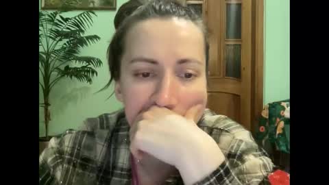 proud sweet 21 online show from April 2026 11:13:02 PM