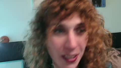 prxscillia_tx online show from December 2025 05:07:01 PM