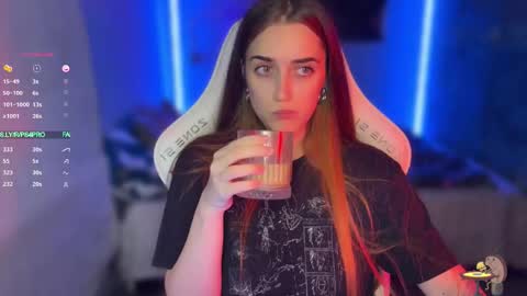 Queen of Pain online show from November 2025 07:30:02 PM