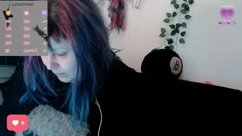 Snapshot of psychobitch69 chatting on October 2025 09:26:02 PM OlivePsy online show from October 2025 09:26:02 PM