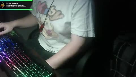 Snapshot of pt35l chatting on February 2025 04:32:02 AM your mysterious man online show from February 2025 04:32:02 AM