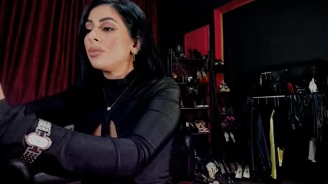 Snapshot of puffy_love chatting on January 2025 08:36:02 PM MissPuffyLove online show from January 2025 08:36:02 PM