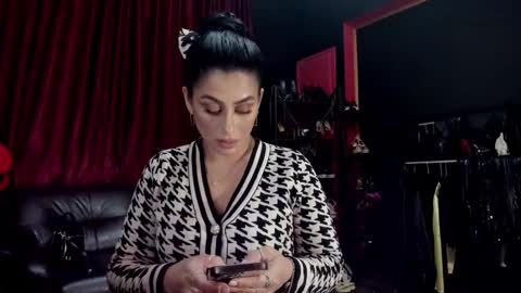 Snapshot of puffy_love chatting on January 2025 09:29:01 PM MissPuffyLove online show from January 2025 09:29:01 PM