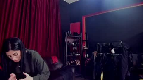 Snapshot of puffy_love chatting on February 2025 09:44:02 PM MissPuffyLove online show from February 2025 09:44:02 PM