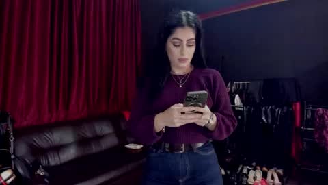 Snapshot of puffy_love chatting on December 2025 10:02:01 AM MissPuffyLove online show from December 2025 10:02:01 AM